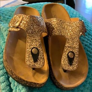 Gold glitter sandles